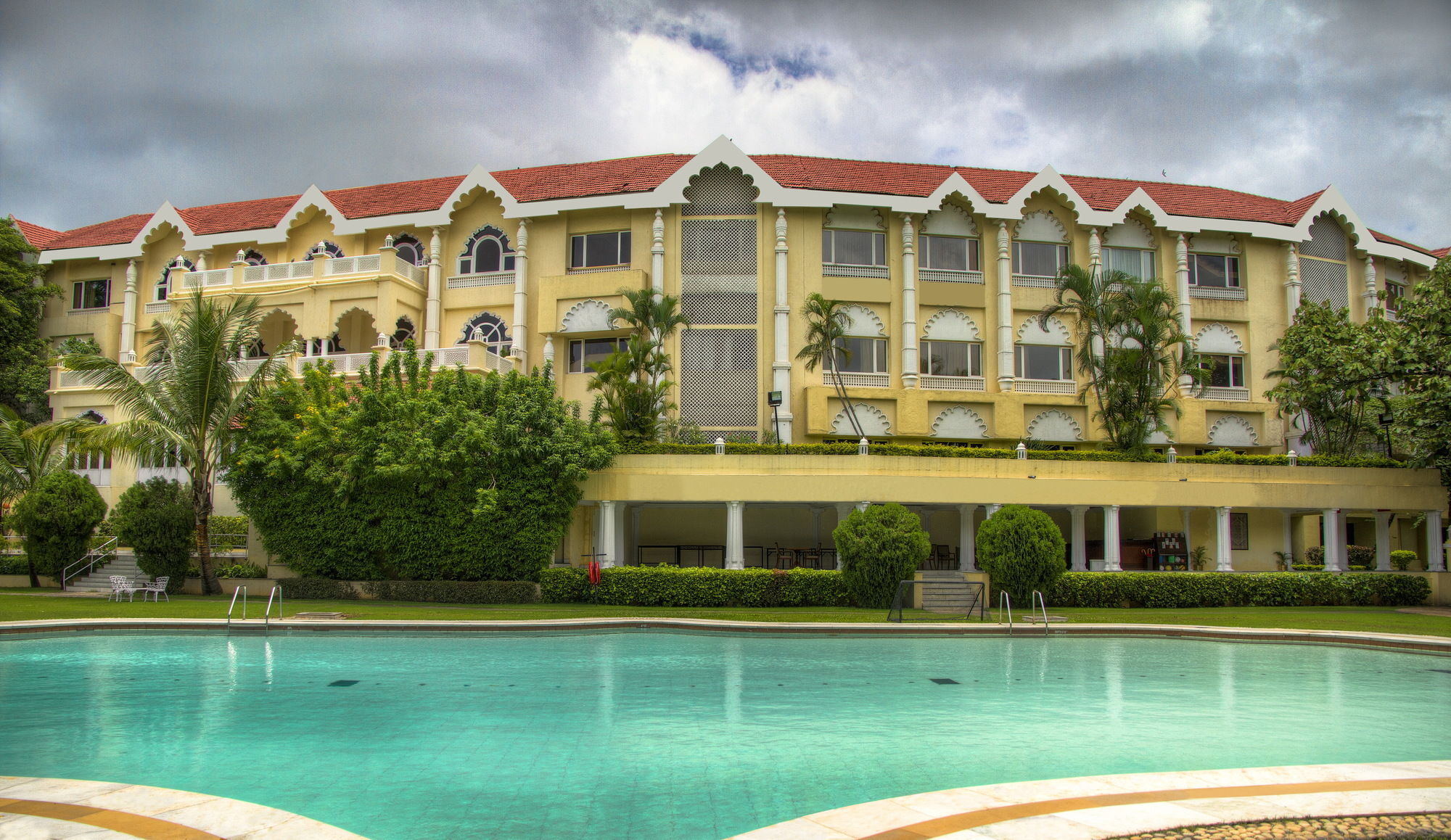 Hotel Gateway Nashik Extérieur photo